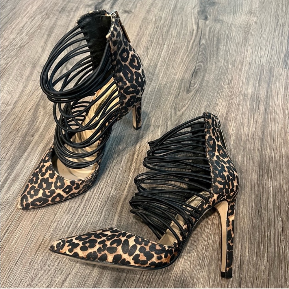 BCBGeneration Leopard Heels size 4, size 34 EU